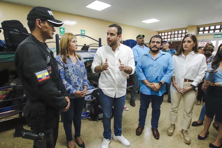 La Alcaldía de Guayaquil acogerá a 100 policías en el CAMI Isla Trinitaria