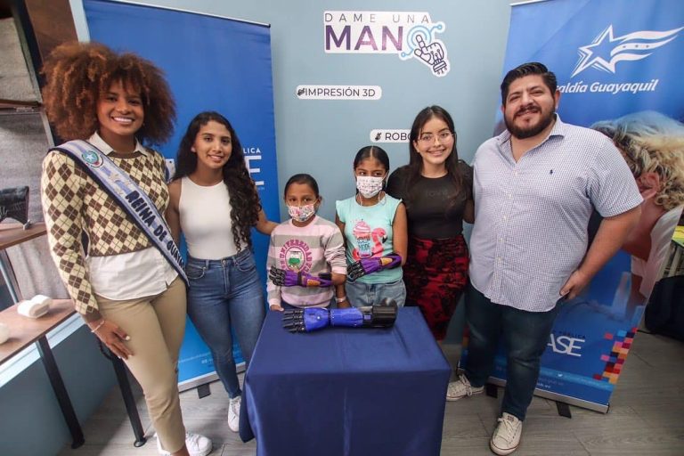 Dame una Mano”, entregó prótesis gratuitas para mejorar la calidad de vida de ciudadanos con discapacidad