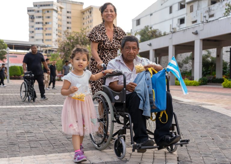 «ESPERANZA CIUDADANA» CELEBRA UN AÑO MEJORANDO LA CALIDAD DE VIDA DE MILES DE GUAYAQUILEÑOS
