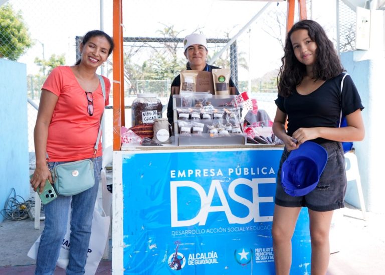 Un cierre de año enfocado en la comunidad con Ferias de Servicios Compartir Ciudadano