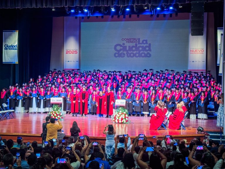 240 nuevos profesionales se suman a la ‘Ciudad de Todos’