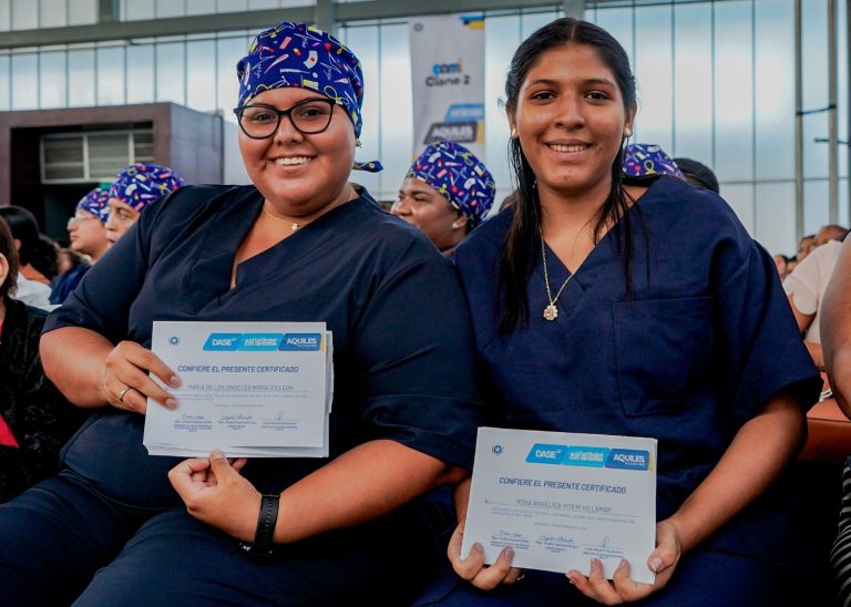 MÁS DE 3.460 GUAYAQUILEÑOS CULMINARON SU FORMACIÓN EN LOS TALLERES DE HABILIDADES PRODUCTIVAS DE DASE EP