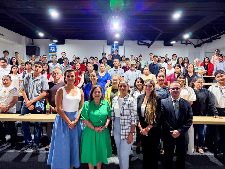 Municipio de Guayaquil y TES lanzan 4.500 becas para fortalecer la educación y la empleabilidad en la ciudad