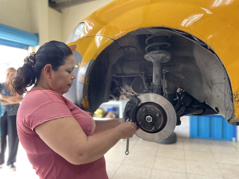 DASE EP abre 700 cupos gratuitos para aprender un oficio, generar ingresos y emprender