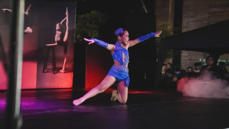 El Minicuerpo de DASE EP brilló en el escenario de “Estrellas del Malecón 2000”