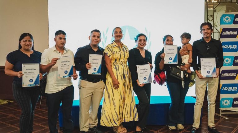 DASE EP y el Instituto Tecnológico Espíritu Santo capacitan a 900 guayaquileños como Operadores de Delivery gestionan su Licencia Tipo A