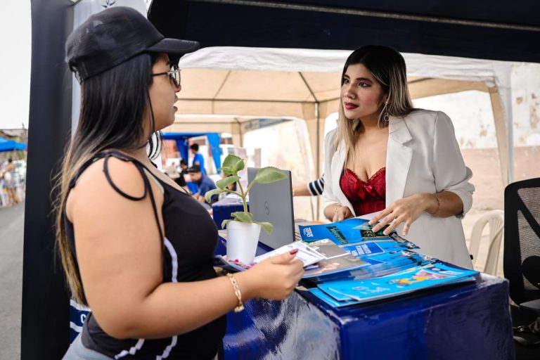 Feria Compartir Ciudadano acercó servicios gratuitos municipales a familias del suroeste de Guayaquil